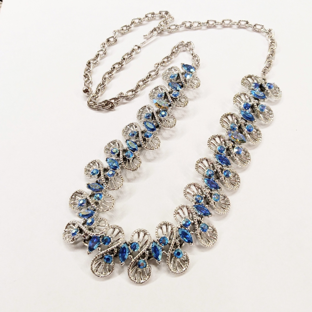 Vintage Dodds Blue Sparkling Rhinestone Necklace